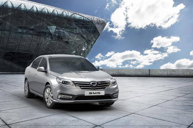 삼성자동차(현 르노코리아자동차)의 중형 세단 'SM5' 3세대 모델. 르노코리아 제공