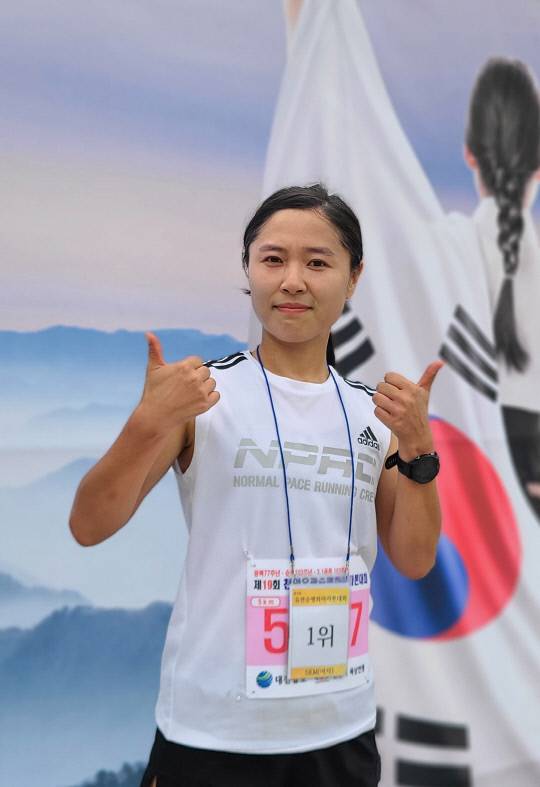 2022 천안유관순평화마라톤대회 5km 여자 부문 우승자 정미영 씨. 사진=윤평호 기자