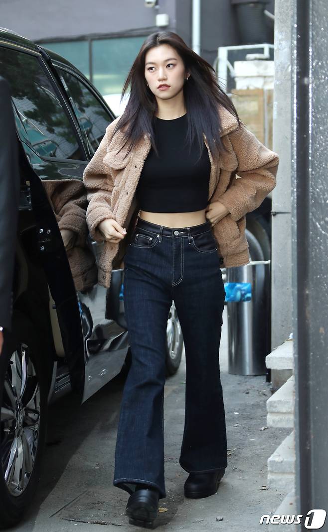 가수 김도연이 24일 오후 서울 성동구 성수 타임 에프터타임에서 열린 글로벌 라이프스타일 브랜드 ‘어그(UGG)X제페토 FEEL HOUSE' 팝업 론칭 기념 행사에 참석하고 있다. ⓒ News1 권현진 기자