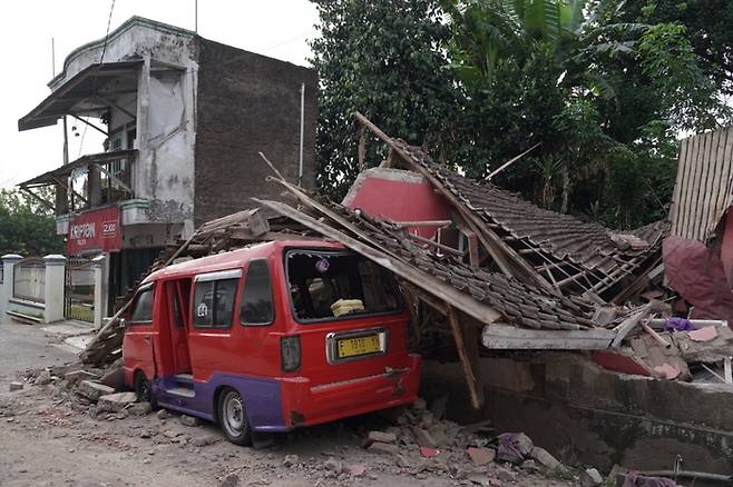 지진이 발생한 인도네시아 서자바 지역의 모습. <사진 월드비전>