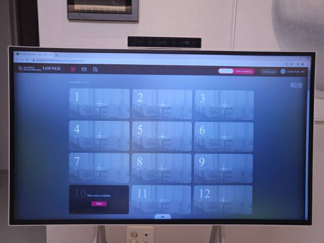 화상회의 앱은 리모트미팅, 팀즈, 스카이프, 구글밋, 줌, 웹엑스 등 원하는 앱을 다운로드받아서 사용할 수 있다. (사진=지디넷코리아)