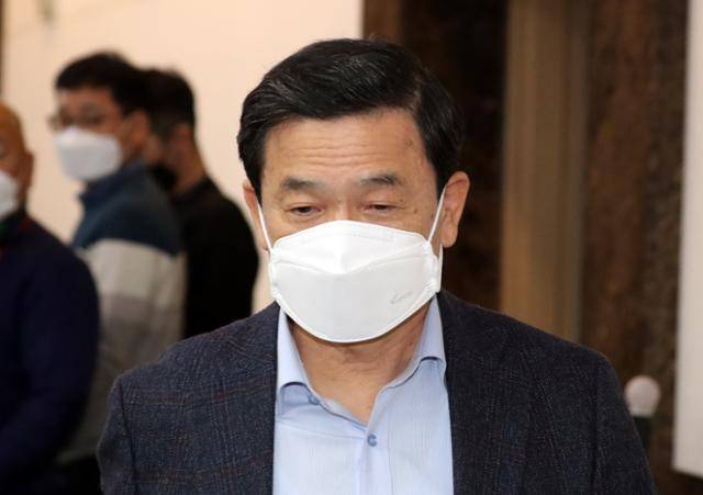 김순호 행정안전부 경찰국장이 29일 서울 종로구 세종대로 정부서울청사에서 열린 경찰제도발전위원회 전체회의에 참석하고 있다. 뉴스1