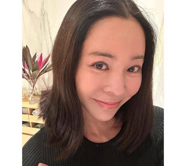 이혜영이 근육 통증 때문에 재활 중이라고 알렸다. 이혜영 SNS