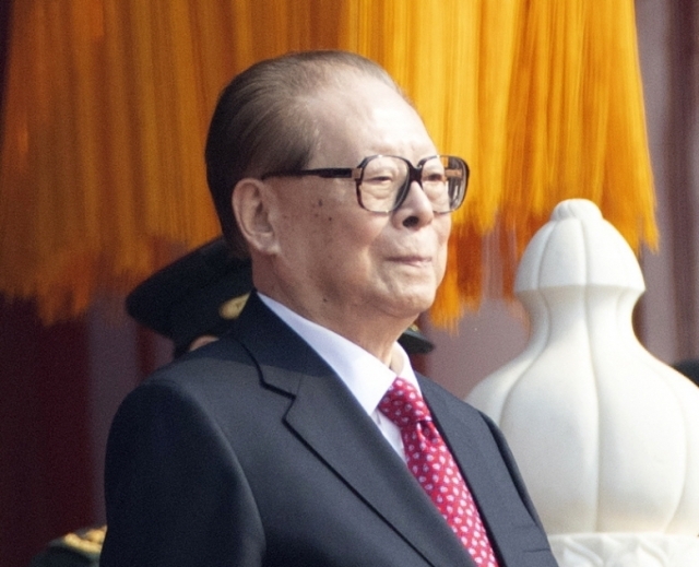 장쩌민 전 중국 국가주석이 지난 2019년 10월 베이징에서 신중국 70주년 기념행사에 참석하고 있는 모습. AP/뉴시스