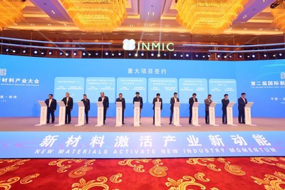 Photo shows signing ceremony of 2nd INMIC (Photo provided to Xinhua, taken by Chen Ang) (PRNewsfoto/Xinhua Silk Road)