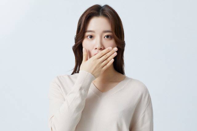 충격을 받거나 공포스러운 상황에서 소변을 지리는 일은 인체 생리학적으로 발생할 수 없다./사진=클립아트코리아