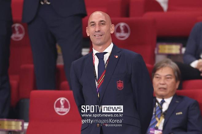 ▲ 루이스 루비아레스 스페인 축구협회장은 일본전 패배를 깔끔하게 인정했다.