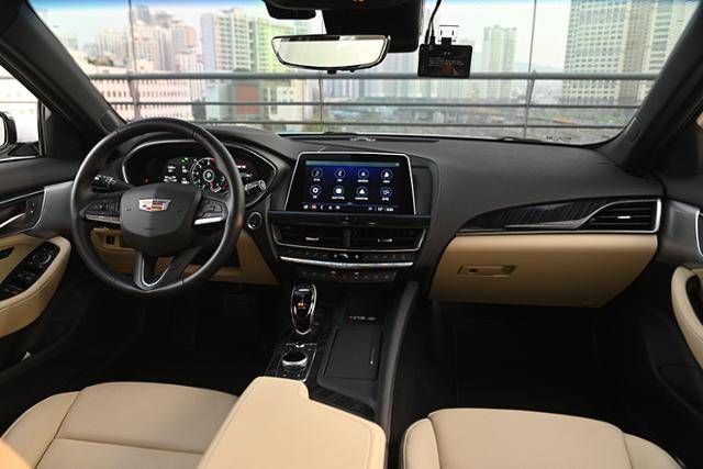 캐딜락 CT5 프리미엄 럭셔리 시승기