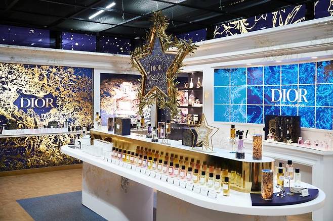 아뜰리에 동 1층 향수 존