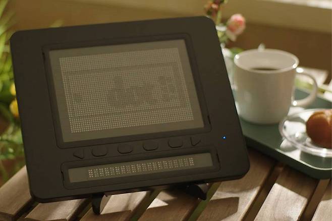 국내 기업 두 곳도 CES 최고 혁신상을 수상했다. 사진상의 제품은 소셜벤처 닷의 닷패드. 출처=소셜벤처 (주)닷