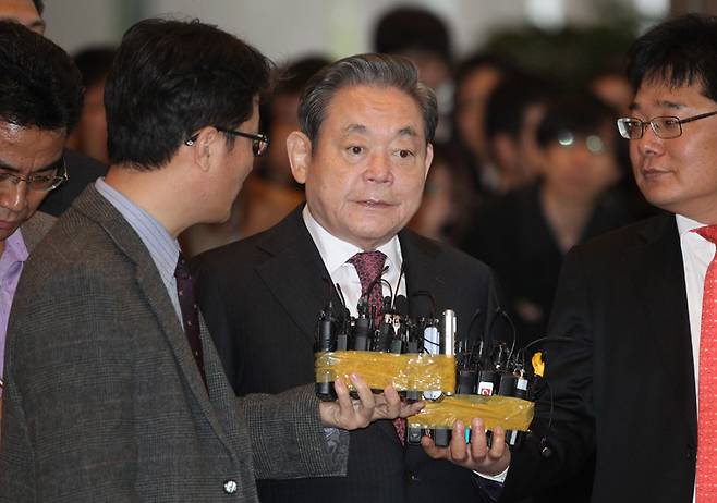 ▲ 2011년 12월1일 오후 이건희 삼성전자 회장이