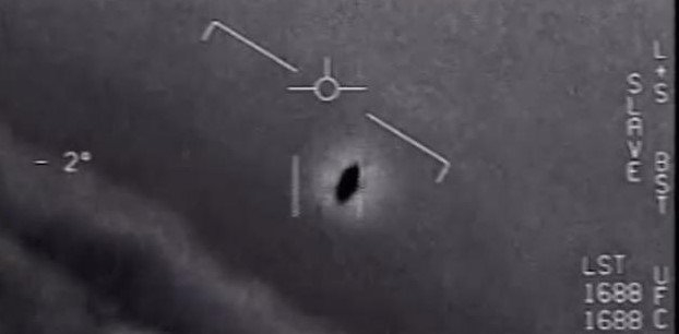 미국 국방부가 미확인비행물체(UFO)의 비행 모습을 공개한 영상. / 사진=미국 국방부