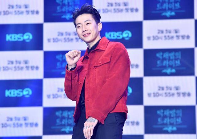 17일 서울 영등포구 KBS 신관에서는 '더 시즌즈-박재범의 드라이브'(이하 '박재범의 드라이브') 제작발표회가 진행됐다. 행사에는 박재범 정동환 박석형 PD 이창수 PD가 참석했다. KBS 제공