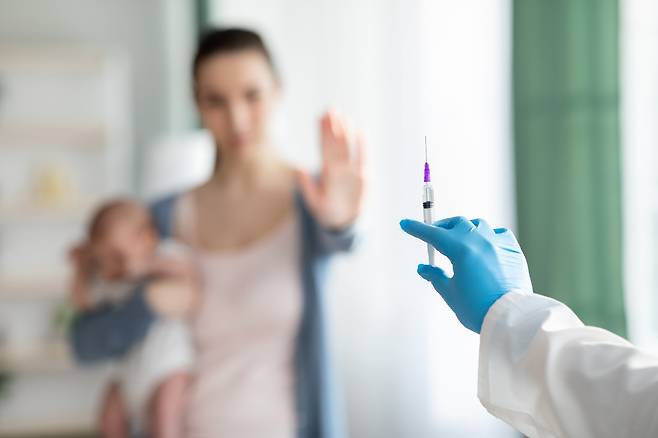 “코로나 백신에 미국인 28만명 사망 가능” 논문, 네이처 출판사가 조사 착수(사진=123rf)