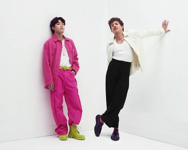 방탄소년단 정국X찰리 푸스 'Left and Right', 써클차트 디지털 포인트 2억 돌파 '大기록'