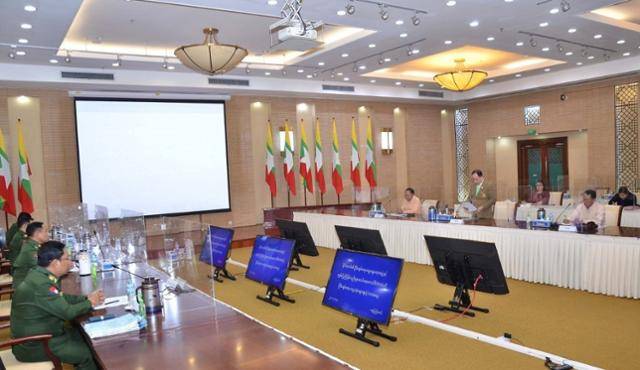 지난달 24일 미얀마 수도 네피도에서 군 수뇌부가 비상 대책회의를 진행하고 있다. 미얀마나우 캡처