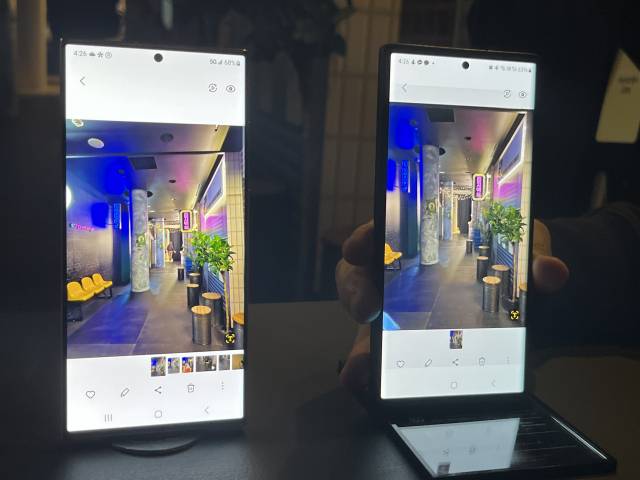 저조도 환경에서 갤럭시S23 울트라(왼쪽)과 전작인 갤럭시 S22 울트라 촬영 결과물 비교 /실리콘밸리=정혜진 특파원