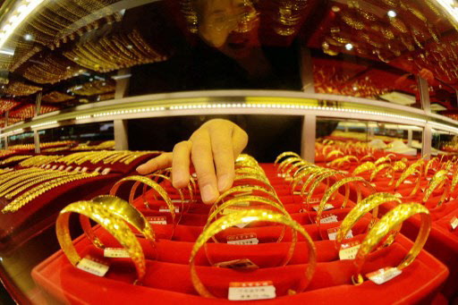 중국의 한 귀금속 가게(사진=AFP)