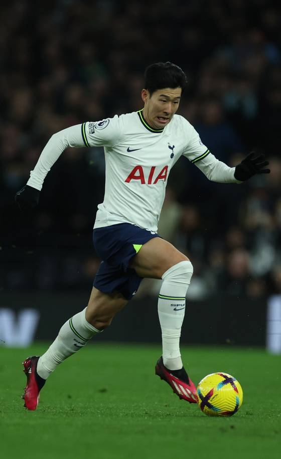 손흥민은 맨체스터 시티전에선 왜 잘 했다는 평가를 받을 까요. 무엇보다 질주가 빛났습니다. (사진=EPA연합뉴스)