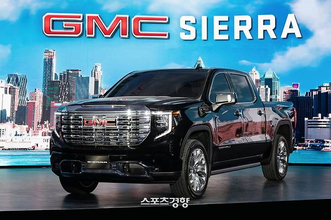 GM의 프리미엄 픽업 SUV 브랜드 ‘GMC’가 7일 ‘시에라(Sierra)’ 국내 공식 출시했다.