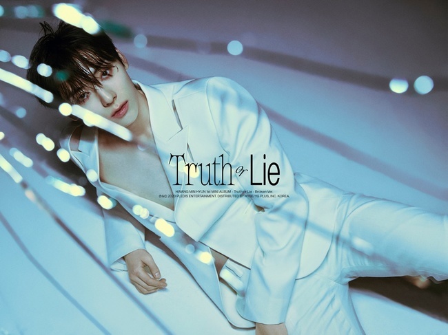 Hwang Min-hyun has blown up his cool-looking charm ahead of Solo debutOn February 13, Hwang Min-hyun released a version of the mini-album  ⁇ Truth or Lie ⁇  (Satya or Lai) official photo  ⁇ Broken ⁇  on the official SNS.In the photo, he showed a sharp face like a broken mirror and a pointed glass. His various expressions captured at various angles in a fragmented mirror are cool.Fans are curious about the reversed visuals that are contrary to the official photo  ⁇  Hidden  ⁇  version, which was previously released in black and white mood.  ⁇  Broken  ⁇  mood film will be released on the 14th, which will give a glimpse of the album message following this official photo.