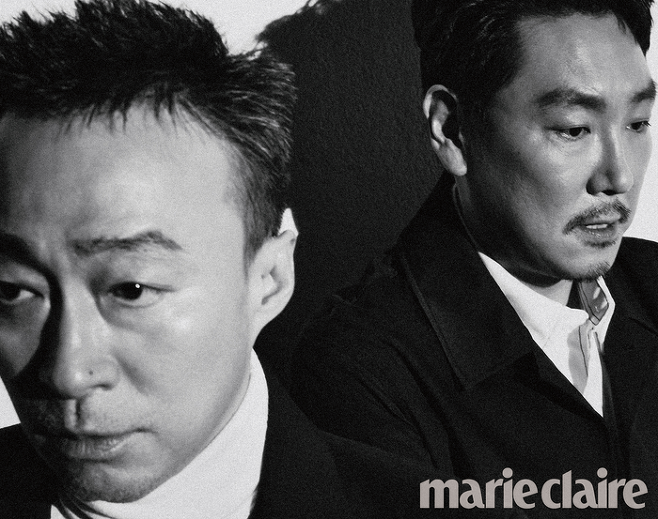 Lee Sung-min, Cho Jin-woong, and Kim Moo Yeol exuded infinite charisma.Lee Sung-min, Cho Jin-woong, and Kim Moo Yeol, who are about to be released, have released a charismatic picture through the March issue of Marie Claire.Cho Jin-woong, Lee Sung-min, Kim Moo Yeols perfect breathing and aura can be confirmed as a crime drama in which Busan, a candidate for the National Assembly in 1992, the hidden reality of the political party, and the activist gangster Phildo hold a secret document that shakes the Republic of Korea.From the heavy presence of Lee Sung-min, Cho Jin-woong, and Kim Moo Yeol in the public picture, you can get a glimpse of the synergies that the three actors will show in  ⁇  confidentiality  ⁇ .First of all, Cho Jin-woong, who reveals a deep sense of masculinity with intense eyes, Lee Sung-min, who overwhelms the atmosphere with sharp charisma, and Kim Moo Yeol, who emits a perfect suitfit and rough charm, It emits an aura and overwhelms the gaze at once.Here, Cho Jin-woong, a candidate for a million-year-old lawmaker, Lee Sung-min, a hidden powerhouse, and Kim Moo Yeol, an actor gangster, stare at each other in one space. It stimulates curiosity about the relationship.Meanwhile, Confidentiality will be released on March 1.