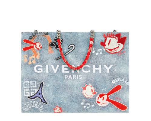 애니메이션 ‘오스왈드 래빗’ 프린트를 담은 데님 소재 토트백. 335만 원 지방시.