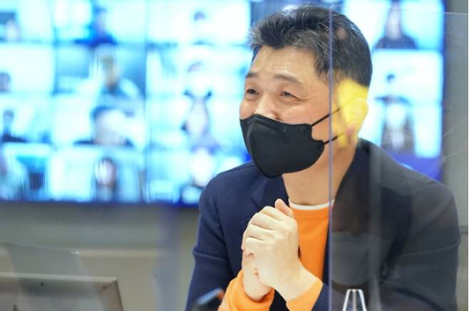 김범수 카카오 창업자 온라인 간담회. 카카오 제공