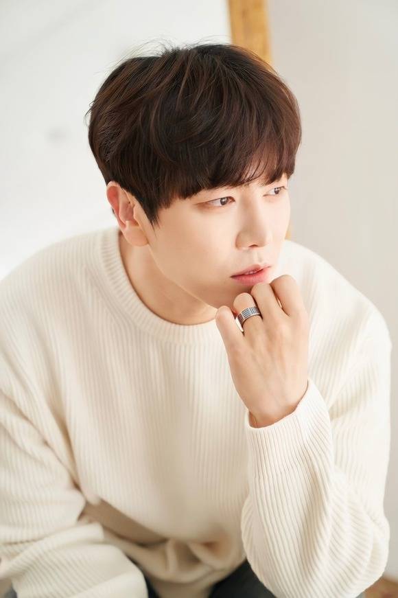 DK(디셈버)가 지난달 19일 발표한 '심(心)'으로 많은 사랑을 받고 있다. /DK Ent 제공