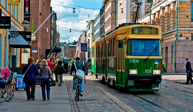 핀란드는 6년 연속 행복지수 1위를 차지했다. 핀란드의 수도 헬싱키의 거리 풍경. /트위터 캡처
