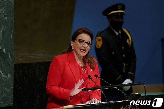 지난 1월 취임한 시오마라 카스트로 온두라스 대통령. (자료사진) ⓒ 로이터=뉴스1 ⓒ News1 정윤영 기자