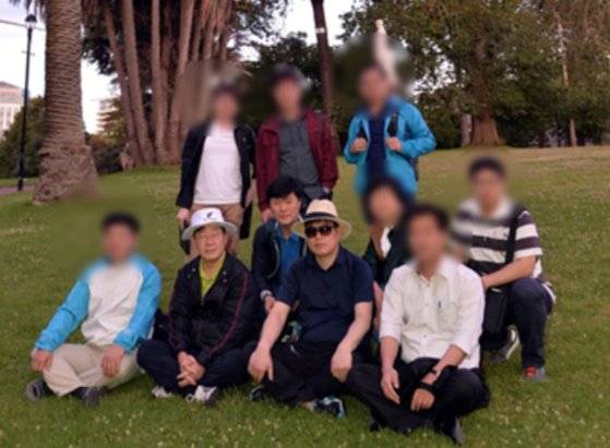 이 대표는 2015년 성남시장 시절, 유동규씨(오른쪽), 김문기(가운데) 전 성남도시개발공사 1처장 등과 호주·뉴질랜드 출장을 다녀왔다. 사진 이기인 국민의힘 성남시의원 제공