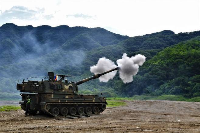 해병대가 보유하고 있는 K-9 자주포.