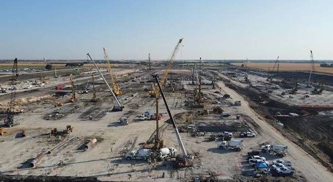 지난해 8월 삼성전자가 미국 텍사스주 테일러시에 공장 기초 공사를 하고 있는 모습.[테일러시 웹사이트 캡처]