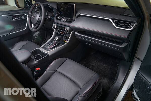 토요타 라브4 PHEV