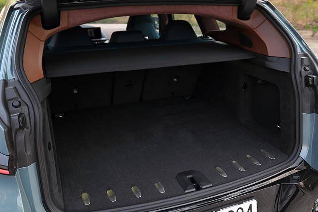 BMW XM
