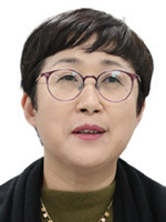 나희덕 서울과학기술대 교수·시인