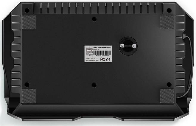 바닥면의 모습. USB 수납이 가능하다