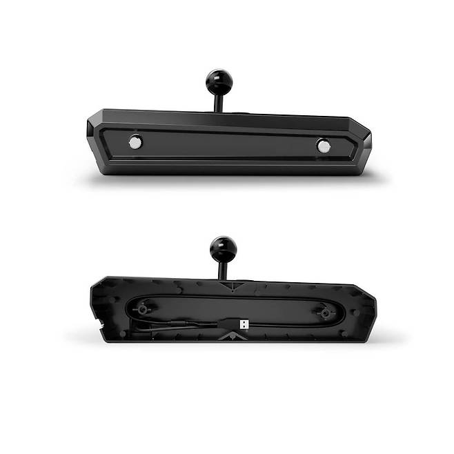 옆면의 나사를 풀고 스틱 USB 선을 수납할 수 있다