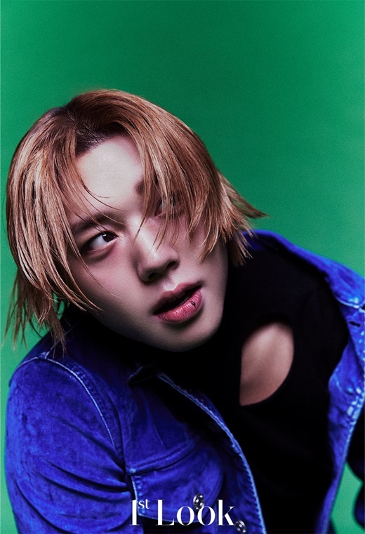 On June 6, First Look Magazine released a cover photo of Park Jihoon.In the photo, Park Jihoon attracted attention with its new visuals, which contrasted with the previous ones, especially with its bangs unfurled, revealing a dreamy atmosphere and dark eyes.In a subsequent interview, Park Jihoon said of the new album, The focus of the music video was pure me and a completely depraved me, a person with such extremes. I tried to show the difference.Before the release of the new album on the 12th, he said, To summarize my condition these days, it is enthusiasm itself. My friends told me about the merits a while ago, but I did not give up what I did not want to do.Anyway, I do not want to do it, but I do not want to do it. Clear-eyed madman, do not you think Im a little like that?Park Jihoon said, It was very difficult because of the strangeness and weight of the role while shooting the drama. In the work, it took quite a while to get out of the character.And Im grateful that so many people love me. Im really grateful, but its more than grateful, and theres nothing I can say more than thank you. Its a shame that I can only say thank you.