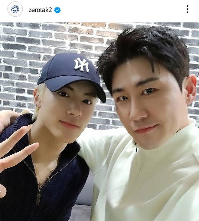 영탁 SNS