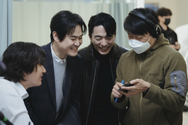 ‘신성한, 이혼’ 배우 조승우(왼쪽부터), 김성균, 정문성. 사진제공=JTBC