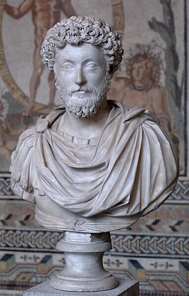 에픽테토스의 진정한 후예였던 마르쿠스 아우렐리우스 황제. 스토아학파 철학자였던 그는 엄격하고 절제된 생활을 통해 로마 역사에서 성숙한 개인이자 훌륭한 지도자로 자리매김될 수 있었다. 위키미디어 코먼스