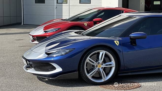 페라리 296 GTB 아세토 피오라노