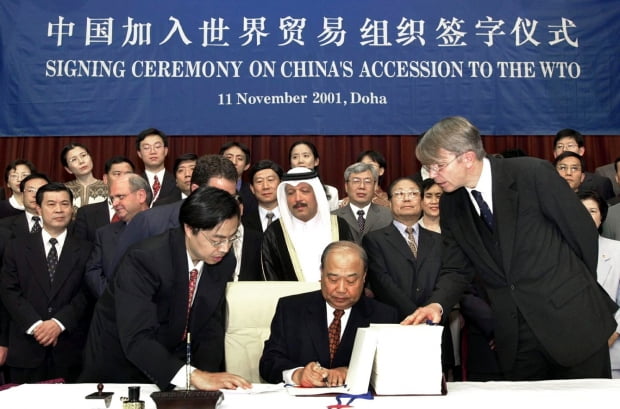 (사진설명) 2001년 중국의 WTO 가입. 사진=연합뉴스