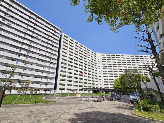 1978년 지어진 도쿄돔 2.5배 넓이의 가와구치(川口)시 시바조노(芝園) 단지. 단지 인구(총 4618명) 50% 이상이 외국인이고, 그중 대부분은 중국인이다. 가와구치=이영근 기자