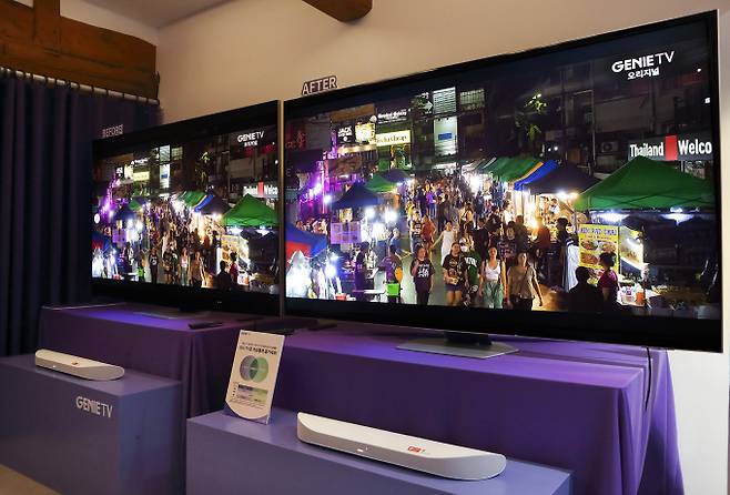 기존 UHD화면(왼쪽)과 HDR10+이 적용된 삼성TV의 모습. /사진=KT제공