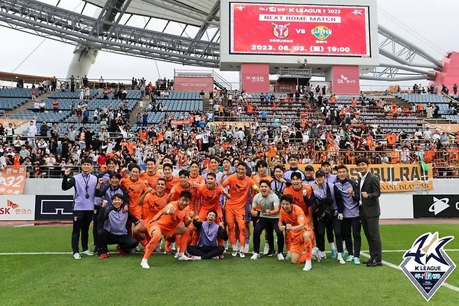 최고의 분위기를 이어가는 제주. 제공 | 한국프로축구연맹