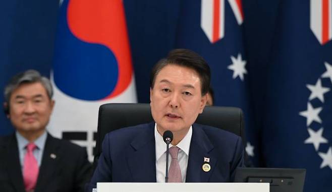 윤석열 대통령이 29일 한국에서 열린 한-태평양도서국 정상회의에서 발언 하고 있다. 대통령실 제공