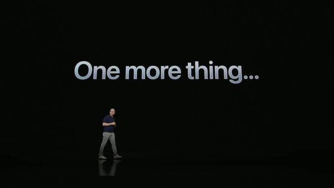 지난 2023년 6월 5일, 애플 팀 쿡 CEO가 ‘One more thing…’을 발표하는 모습, 출처: 애플 홈페이지